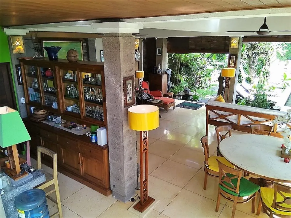 Umah Watu Villas Seminyak 4*,