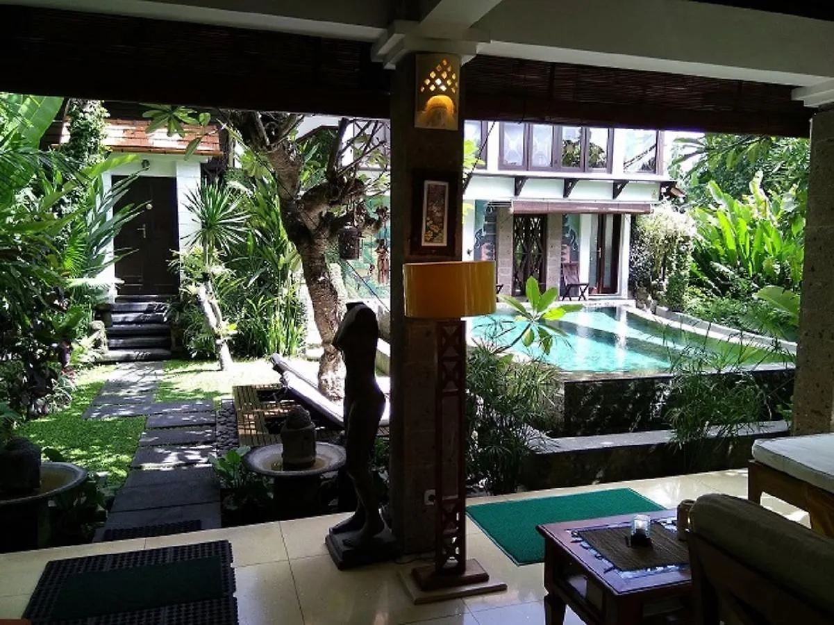 Umah Watu Villas Seminyak Vendégház