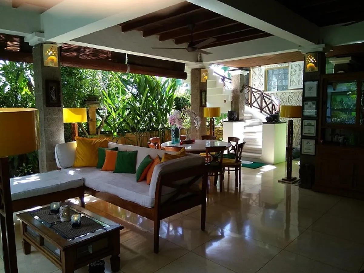 Umah Watu Villas Seminyak 4*,  Indonézia